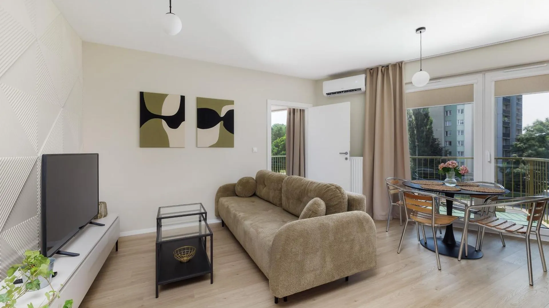 Dabie Apartment With Parking Max 2000 Kg Krakow 0*,
