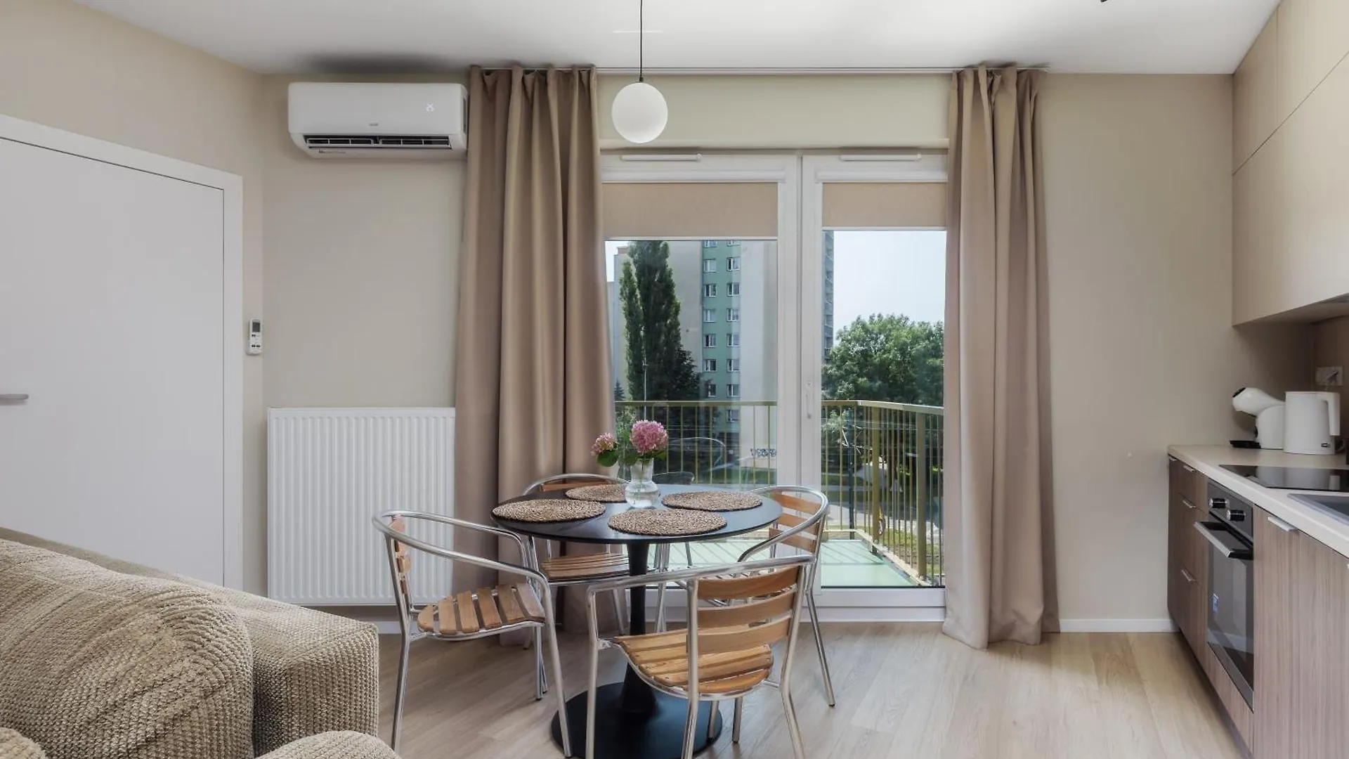 Dabie Apartment With Parking Max 2000 Kg Krakow